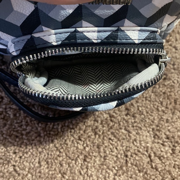 Steve Madden mini backpack - Picture 4 of 4
